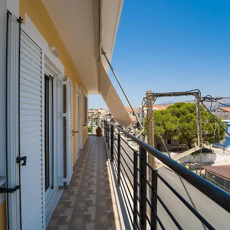Central Town Apartment Lixouri