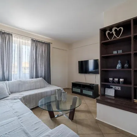 Central Town Apartment *